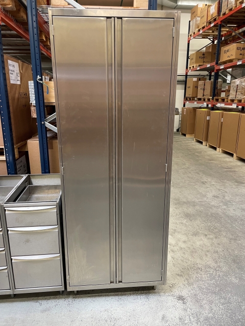 Hochschrank mit Doppeltüre, 800 mm
